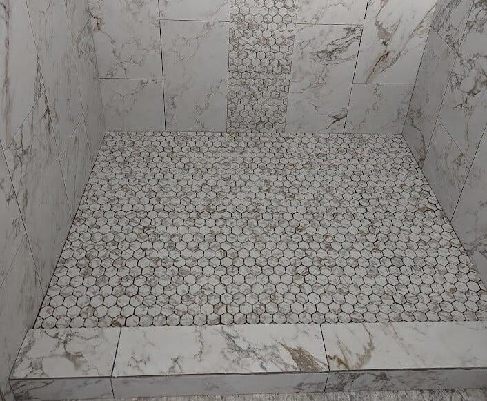 A Guide to Different Shower Curb Finishes for Your Bathroom | Redo Shower